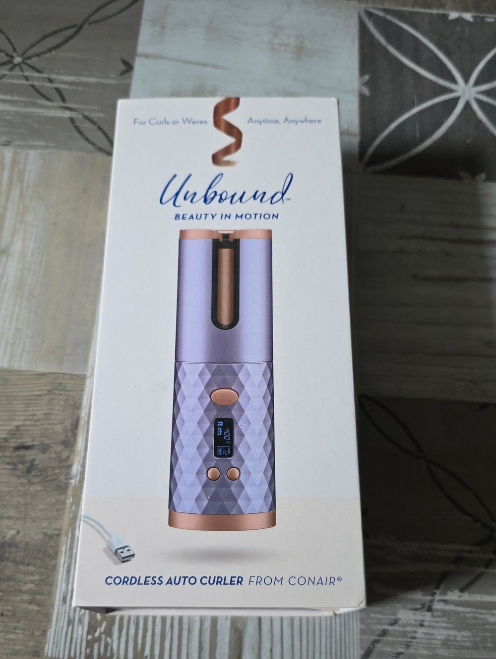 Unbound Cordless Auto Curler in Lavender with Rose Gold Accents
